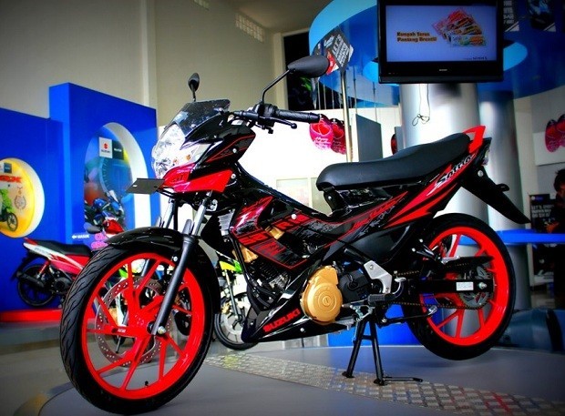  Modifikasi  Satria Fu Black Fire Pemudi b