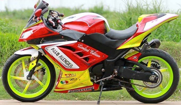 Konsep Warna Full Colour New Ninja 250 Khusus Untuk Kontes 