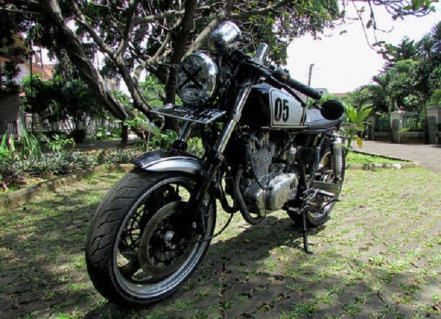 Konsep Modifikasi 2015 : Scrambler dan Street Tracker