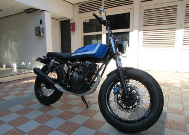 Konsep Modifikasi 2015 : Scrambler dan Street Tracker