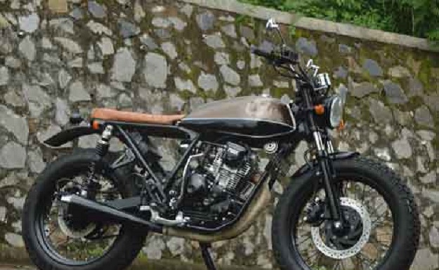 Modifikasi Japs Style Yamaha Scorpio Terlihat Menggoda